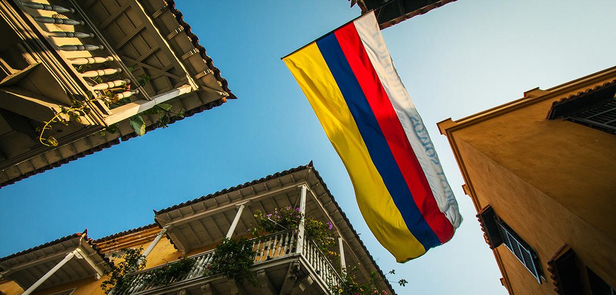 Teach in Colombia