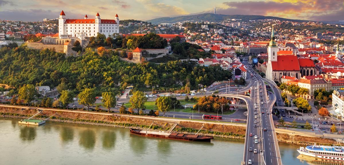 teach in slovak republic